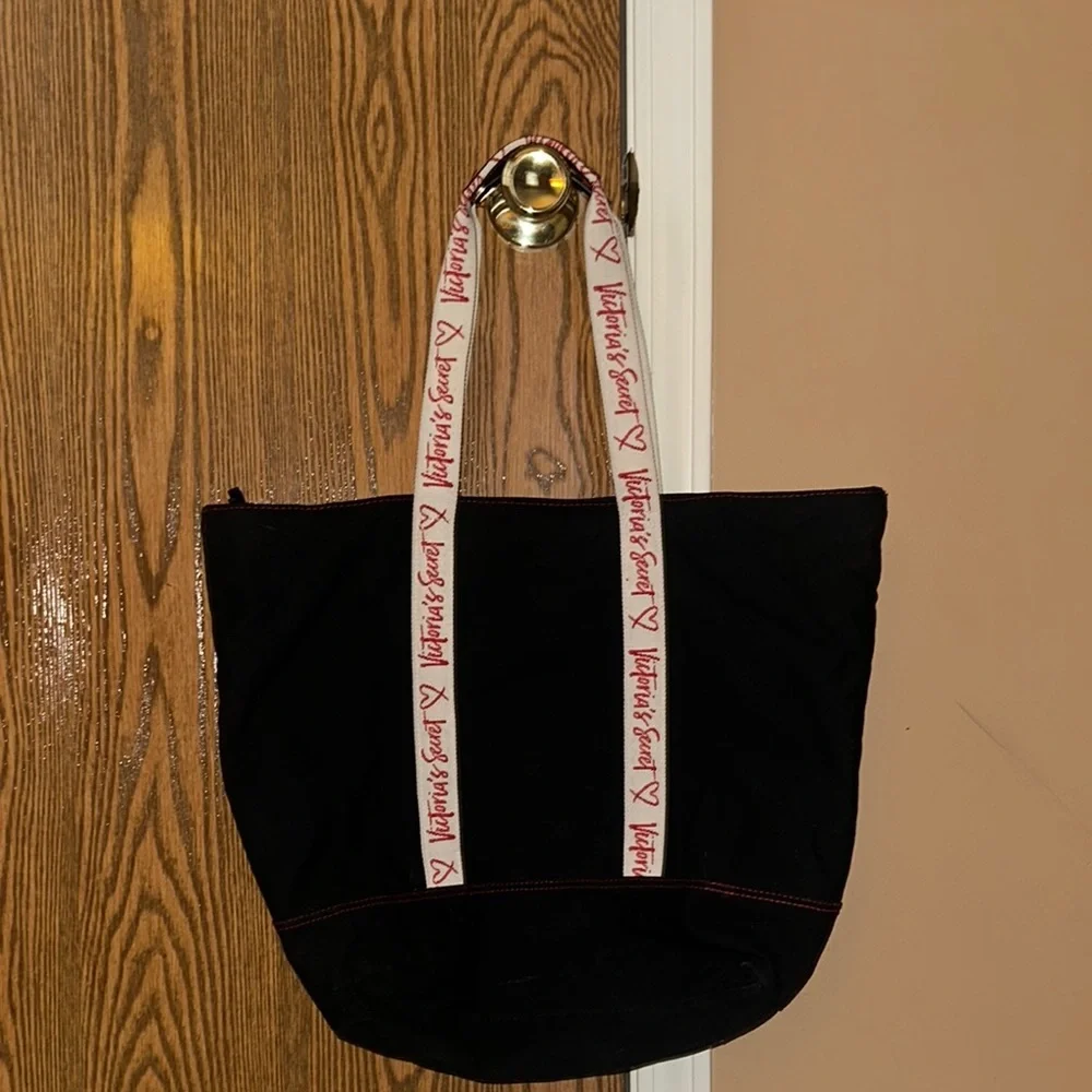 Victoria’s Secret Tote Bag - Picture 2 of 4